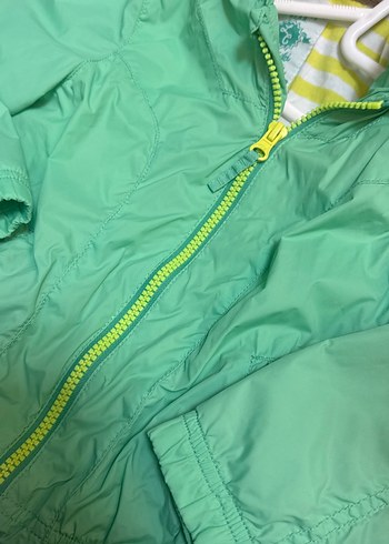 Erkek Çocuk Yeşil Fermuarlı Yağmurluk - Görsel 2