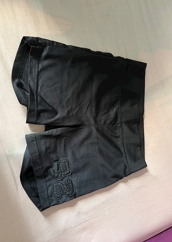 Siyah Mini Spor Şortu
