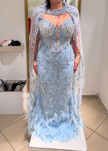 Uzun Mavi Boncuk İşlemeli Straplez Abiye - Görsel 3