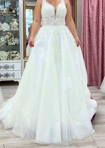 V Yaka Modern Klasik A Kesim Gelinlik - Görsel 4