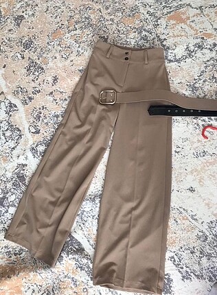 Kemerli pantolon