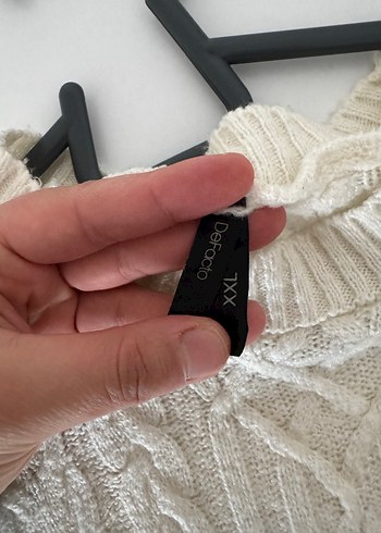 Bohem Tarzı Beyaz Örgü Hamile Süveteri - Görsel 2