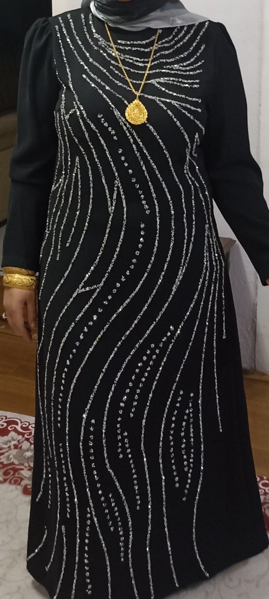 Uzun Kollu Siyah İşlemeli tesettür Abiye Elbise - Görsel 3