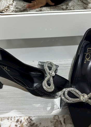 fiyonklu Siyah Topuklu Kadın Ayakkabı - Görsel 4