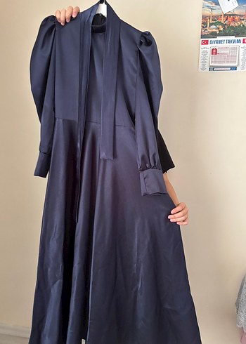 Lacivert Drapeli balon kol saten tesettür abiye - Görsel 6