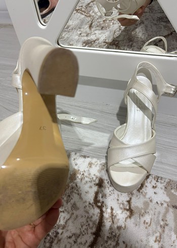 Beyaz Platform Topuklu Kadın Ayakkabı - Görsel 4