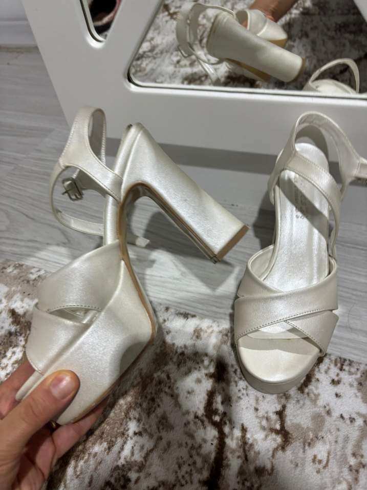 Beyaz Platform Topuklu Kadın  Ayakkabı - Görsel 3
