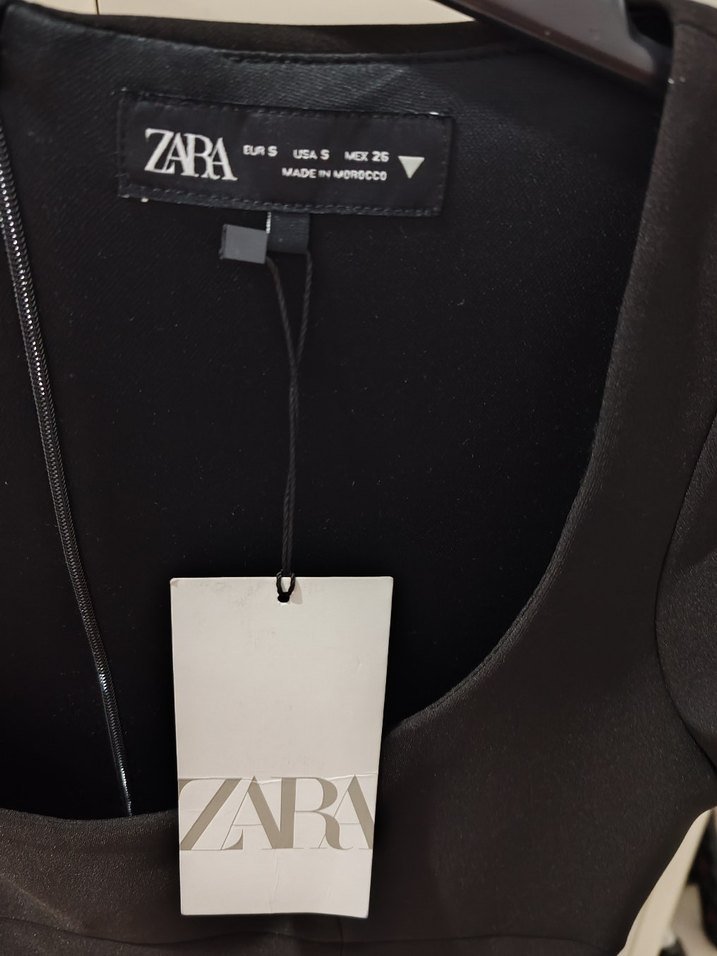 Siyah V Yaka Elbise - Görsel 3