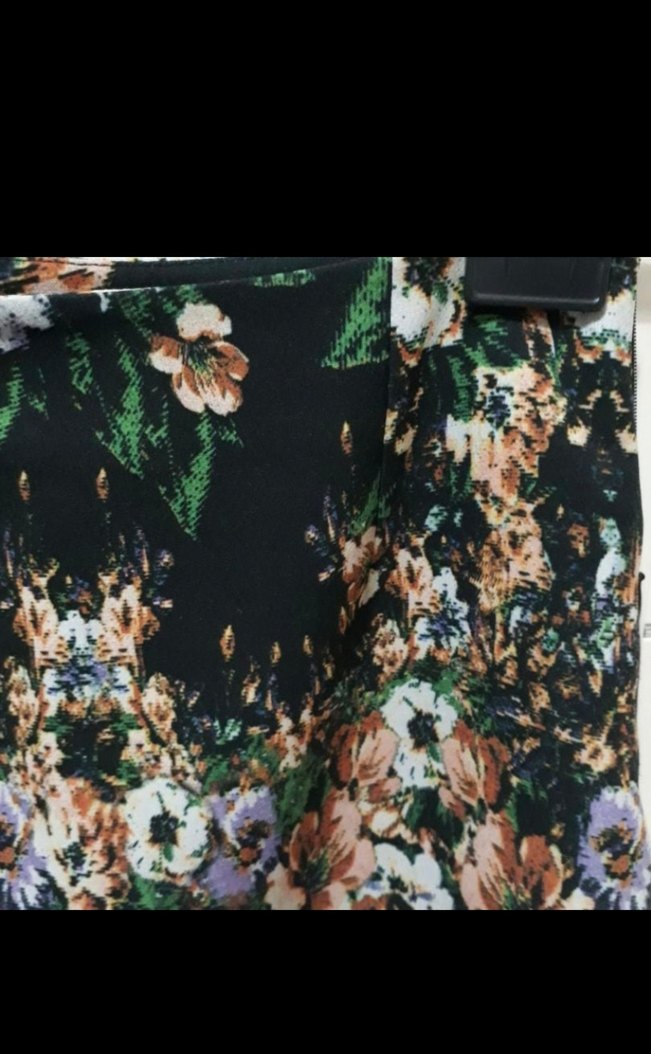 Çiçek Desenli Etek - Görsel 4