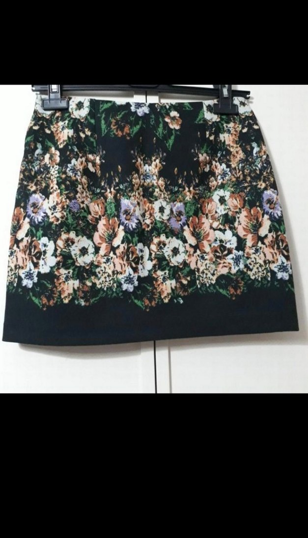 Çiçek Desenli Etek - Görsel 2