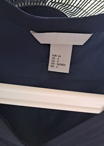 H&M H&M Lacivert V Yakalı Pilili Elbise