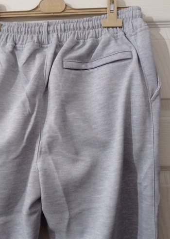 Düğmeli Gri erkek pantolon. - Görsel 4