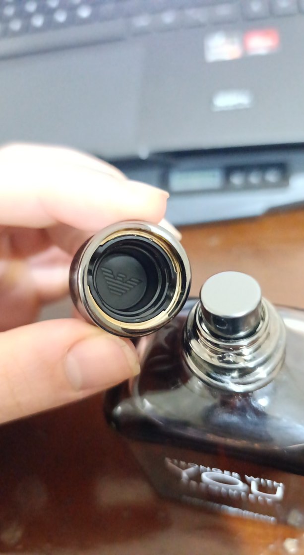 Emporio Armani Stronger With You Absolutely Erkek Parfümü 100Ml - Görsel 3