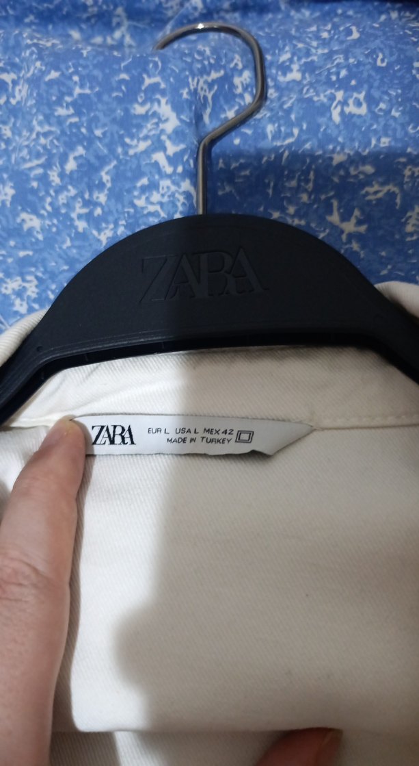 ZARA Esnek Kumaş rahat beyaz gömlek L-XL - Görsel 2