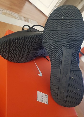 Nike Air Max Alpha Erkek Siyah Spor Ayakkabı - Görsel 3