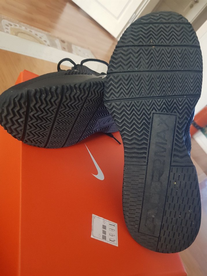 Nike Air Max Alpha Erkek Siyah Spor Ayakkabı - Görsel 3