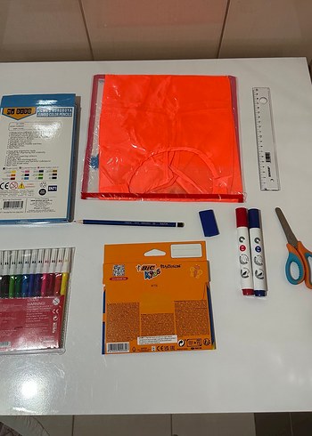 Çok Renkli Okul Aktivite Malzemeleri Seti - Görsel 4