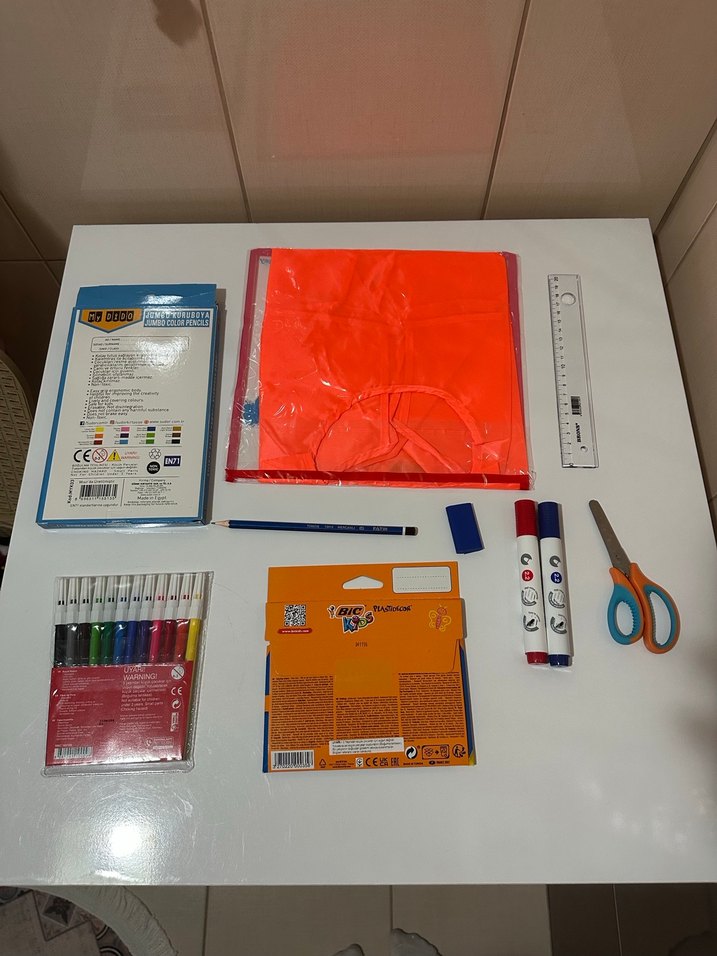 Çok Renkli Okul Aktivite Malzemeleri Seti - Görsel 5