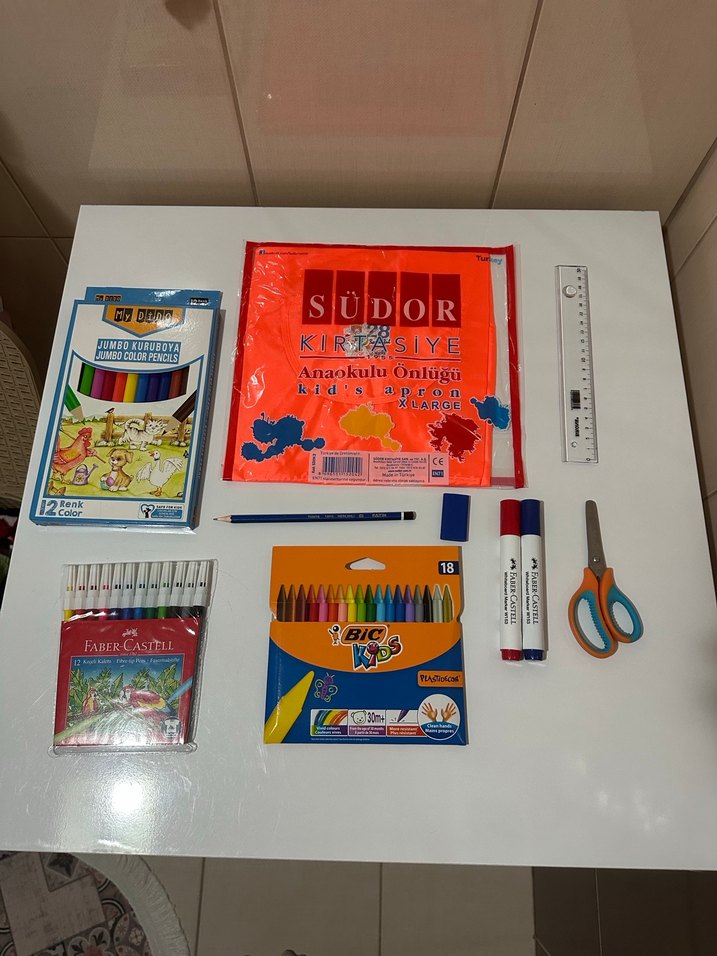 Çok Renkli Okul Aktivite Malzemeleri Seti - Görsel 2