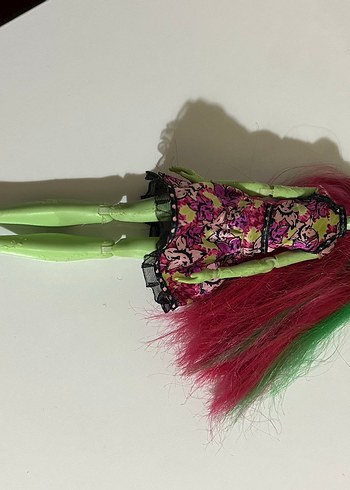 Monster High Venus McFlytrap bebek - Görsel 4