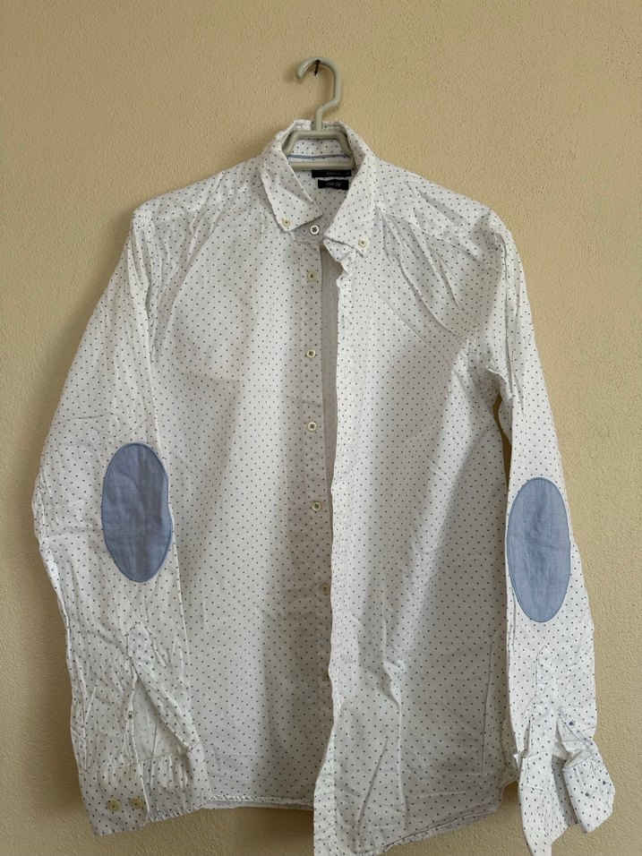 Gri Dirsek Detaylı Beyaz Erkek Gömlek - Görsel 2