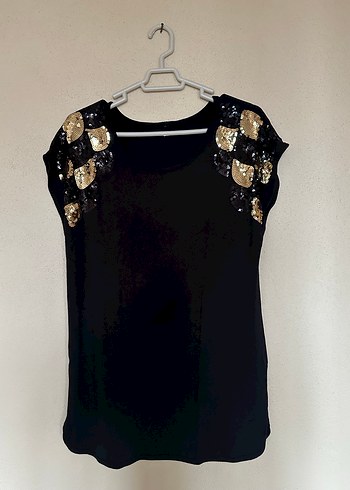 Payet Detaylı Siyah Kolsuz Bluz - Görsel 2