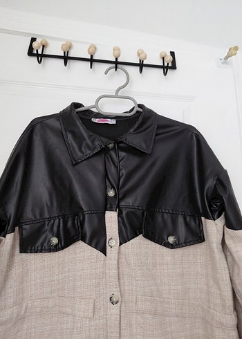 H&M Düğmeli Deri Detaylı Kadın Gömlek