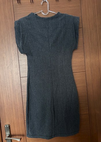 Zara Gri Pliseli Midi V Yaka Keten Elbise