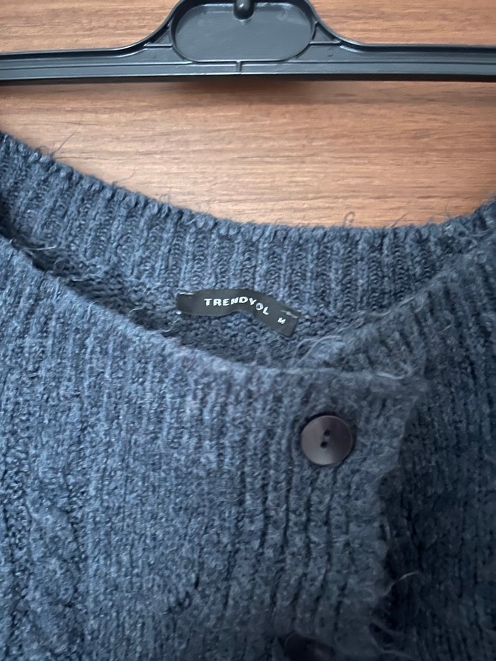 Gri Kısa Kollu Örgü Mini Hırka - Görsel 2