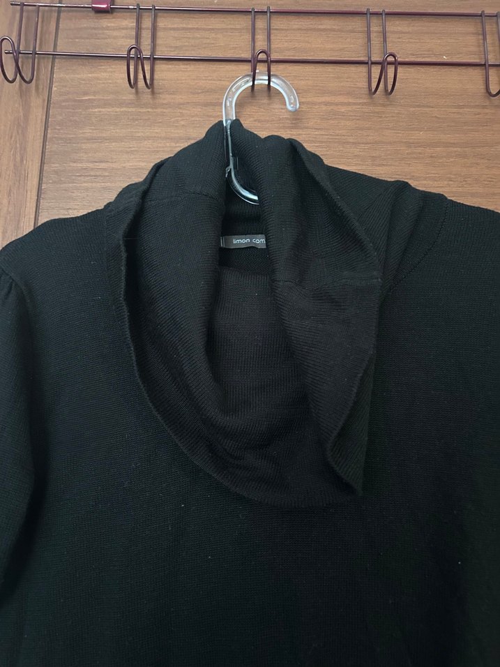 Siyah kısa kollu kazak - Görsel 2