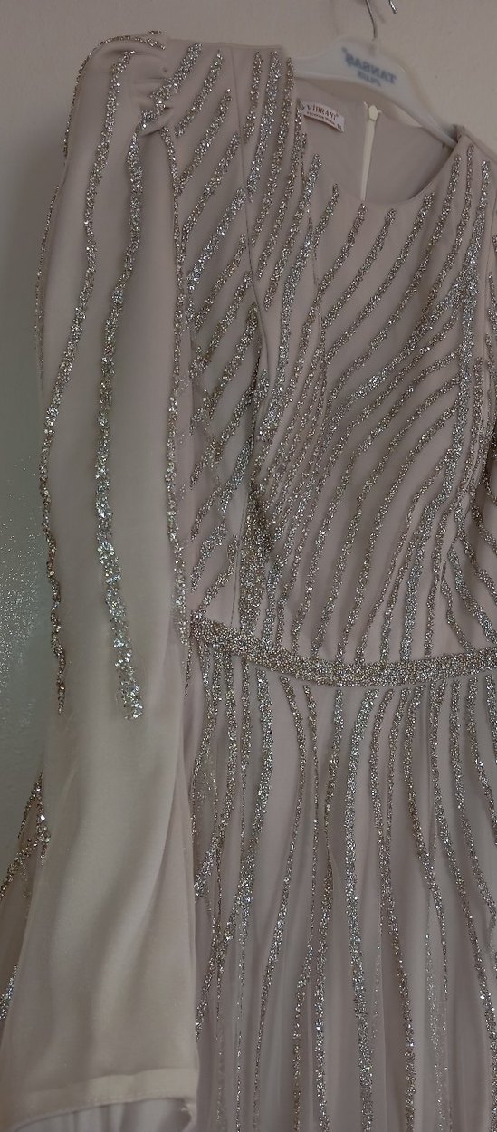 Payetli  simli tül Uzun Bej abiye tesettür - Görsel 5