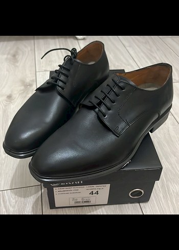 44 Beden Klasik Siyah Deri Erkek Ayakkabı 44 Numara