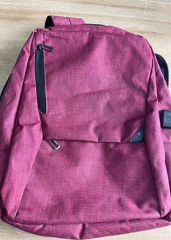 Bordo Laptop Sırt Çantası Fermuarlı