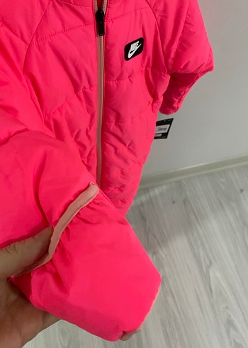 Pembe Bebek Tulumu Nike Kapüşonlu Fermuarlı - Görsel 3