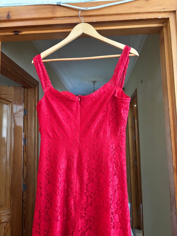 Dantel Detaylı V Yakalı Uzun Abiye - Görsel 3