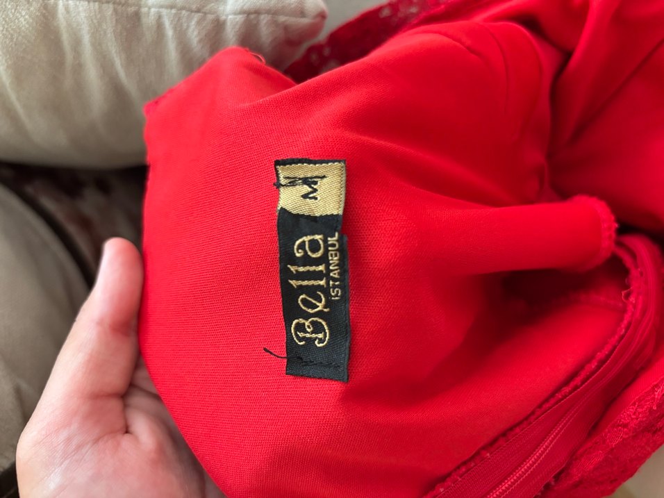 Dantel Detaylı V Yakalı Uzun Abiye - Görsel 5