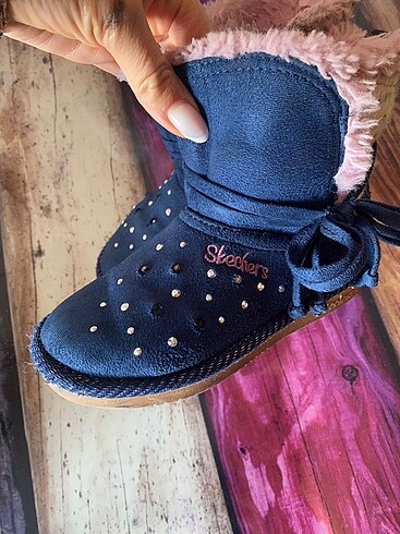 25 Beden Skechers ışıklı bot
