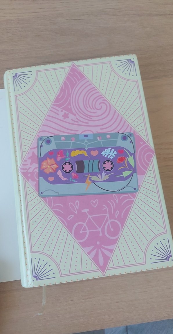 Operatöre Bağlanıyorsunuz - K. Kübra Berk - Görsel 2