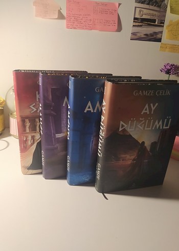 Piramit Serisi Kutulu Ciltli Set