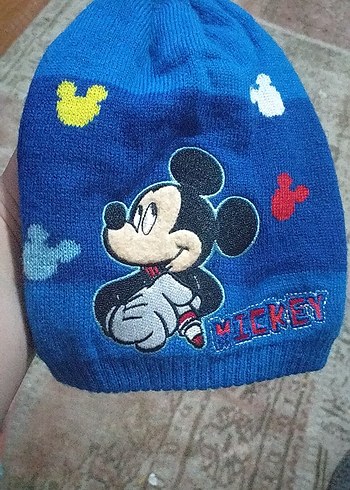 Renkli Nakışlı Erkek Çocuk Mickey Bere