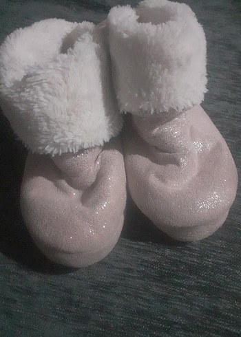 Kız Çocuk Beyaz Kürklü Ev Terliği - Görsel 8