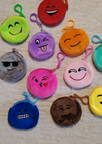 Renkli Emoji Desenli Anahtarlık Çantalar - Görsel 2
