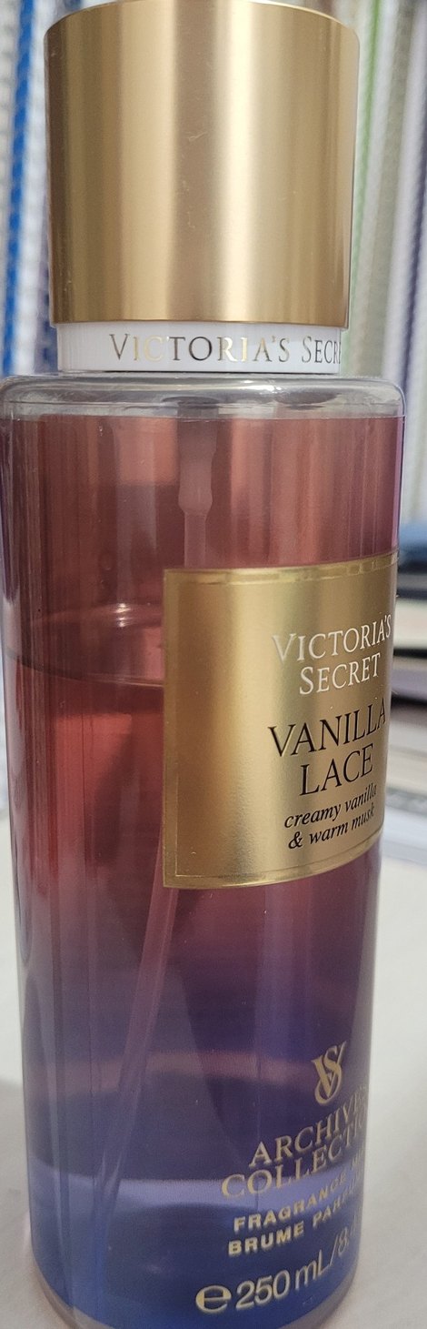 Victoria's Secret Vanilla Lace Vücut Spreyi - Görsel 3