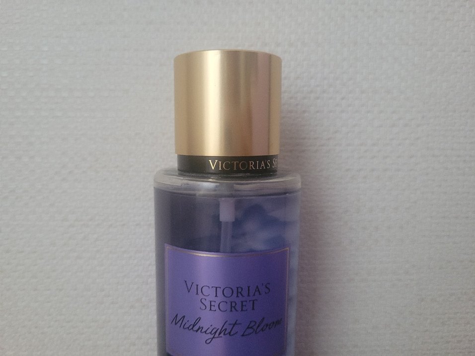 Victoria's Secret Midnight Bloom Vücut Spreyi/Orijinal Body Mist - Görsel 5