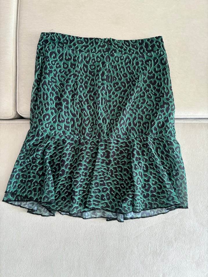 Yeşil Leopar Desenli Fırfırlı Mini Etek - Görsel 2