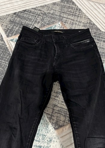 Siyah Kemer Detaylı Salaş Erkek Kot Pantolon - Görsel 2