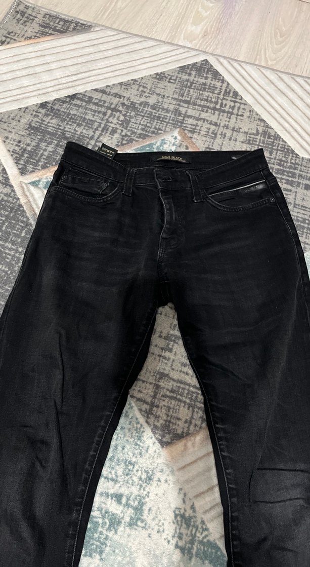 Siyah Kemer Detaylı Salaş Erkek Kot Pantolon - Görsel 2