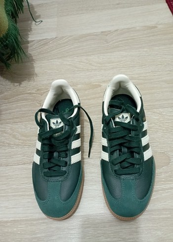 Yeşil Kadın Spor Ayakkabı Stiletto Topuklu