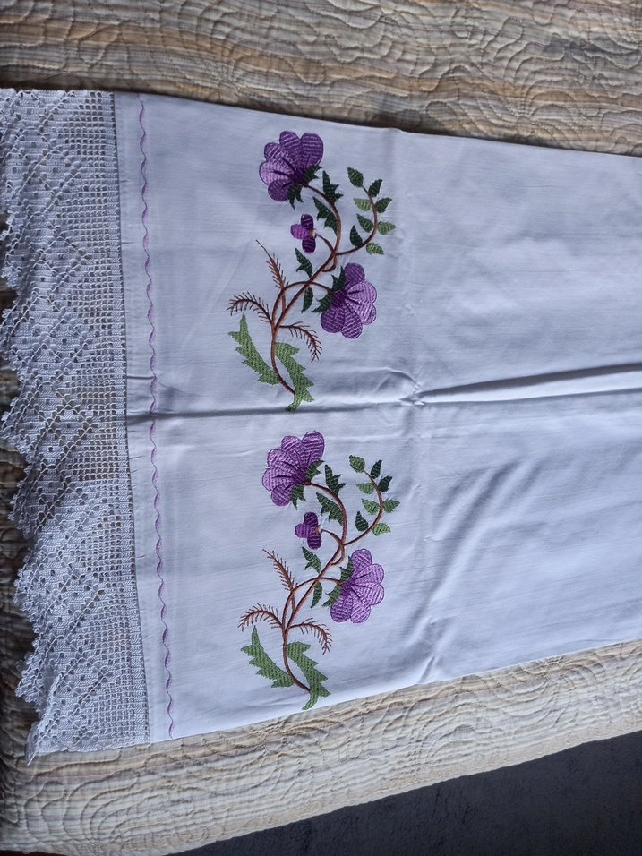 İşlemeli Mor Desenli yatak odası takımı - Görsel 4