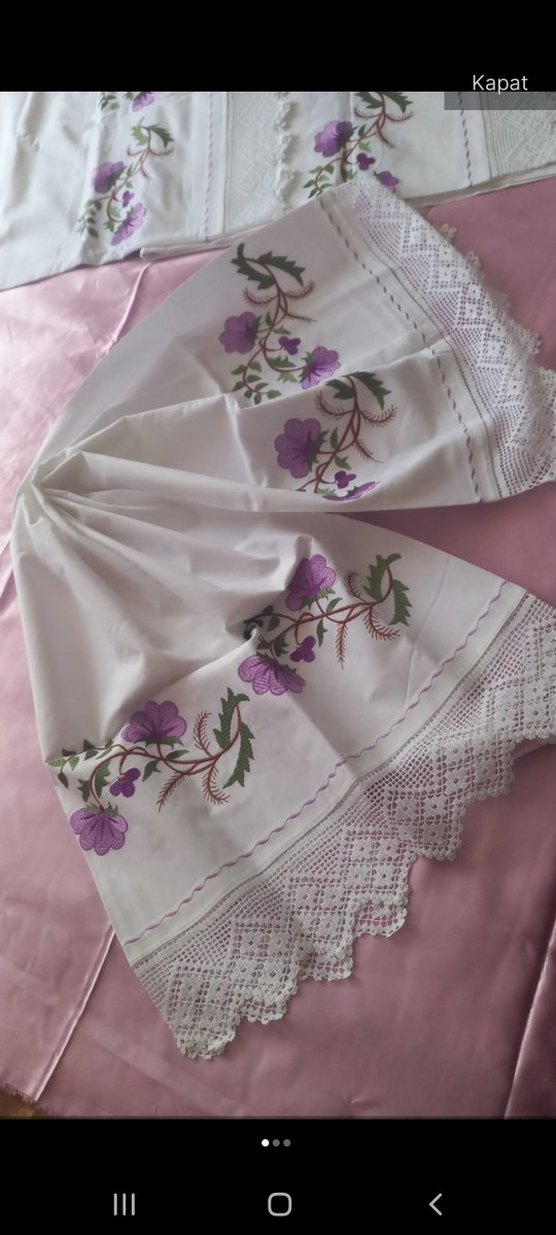 İşlemeli Mor Desenli yatak odası takımı - Görsel 3